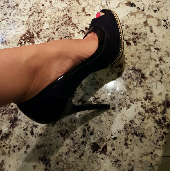 Brand new black pumps, stilettos, size 8.5 US - Picture 4 of 4